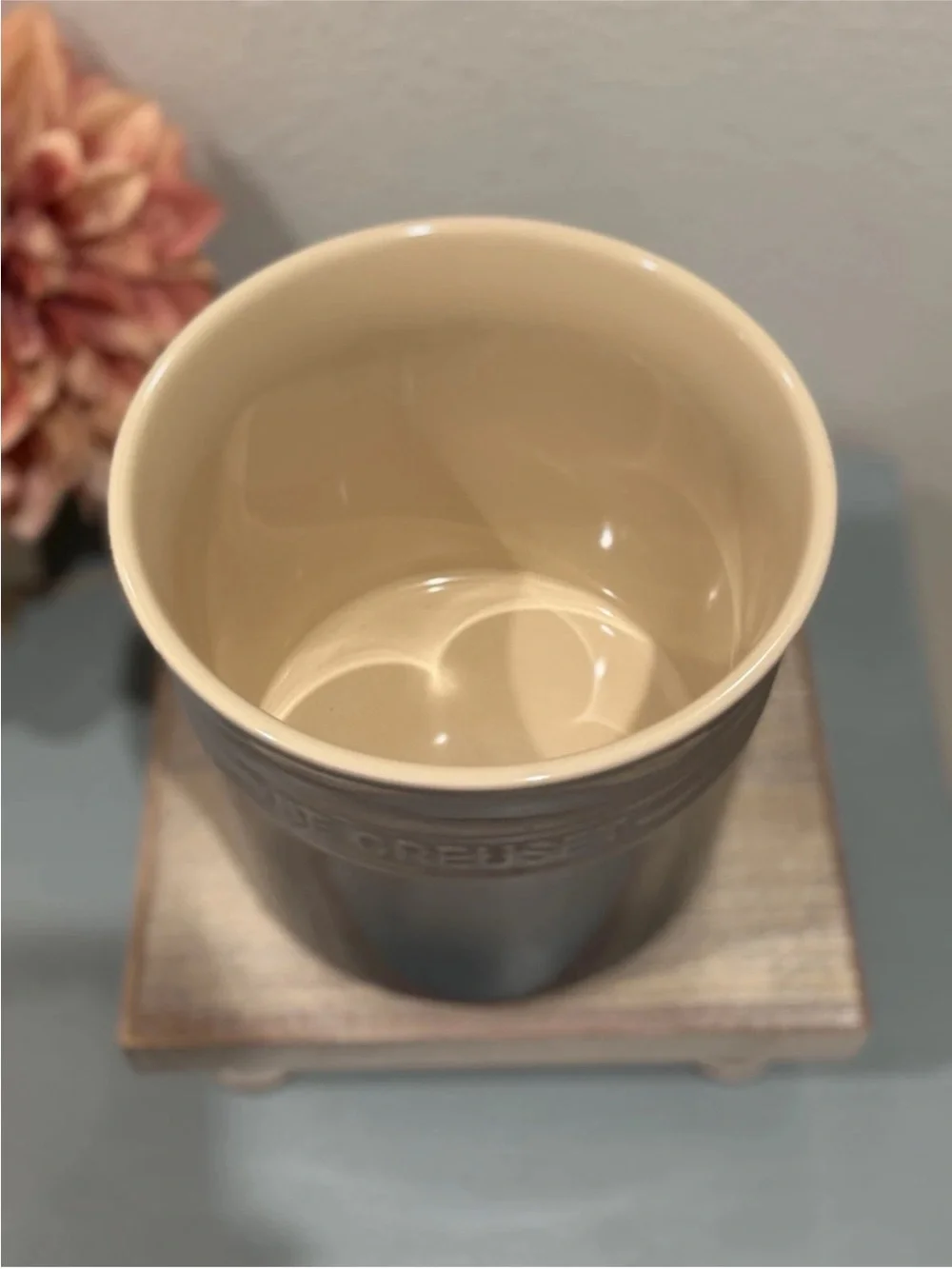 NEW Le Creuset Flint Signature 6.25